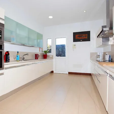 Lovely Puerto Calero 3 Bedrooms Private Pool Casa Dora Short Walk To Marina Lanzarote וילה
